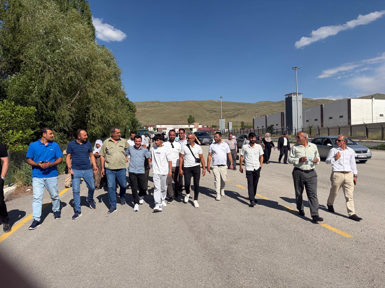 BDP ilçe başkanı Meşe 11 yılın ardından tahliye edildi