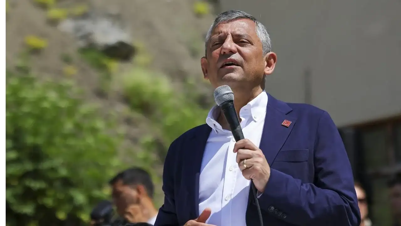 Özel’den bağış kampanyası paylaşımı: ‘Milletten başka gücümüz yoktur’