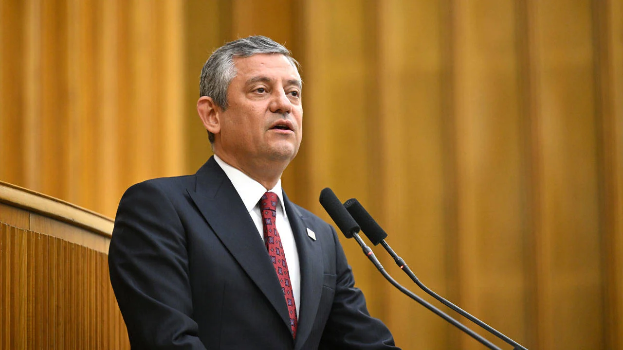 Özgür Özel CHP Grup Toplantısı’nda konuşuyor