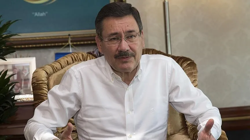 YENİ Parti Melih Gökçek’ten gelen ‘bağışı’ iade etti: ‘Helal bağışlara haram karıştırmayız’