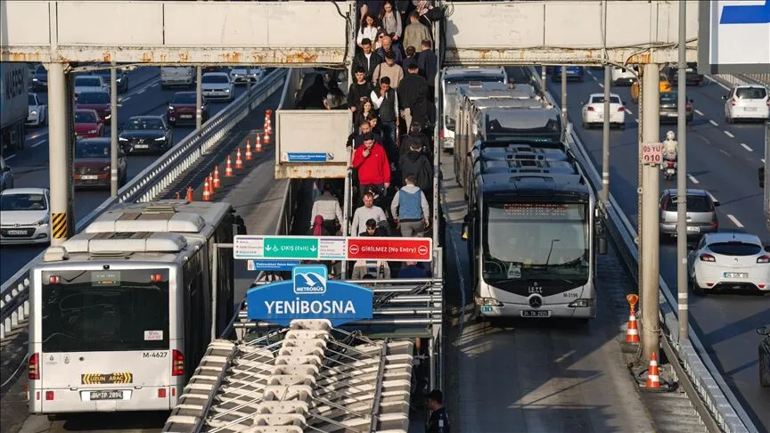İstanbul’da toplu ulaşıma yüzde 10 zam