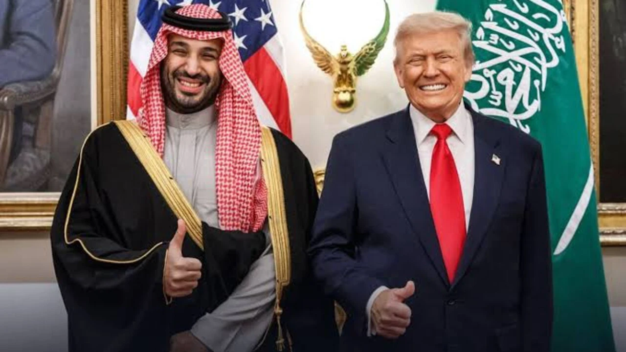 WSJ: Trump, Suudi Arabistan ile nükleer anlaşmayı onayladı