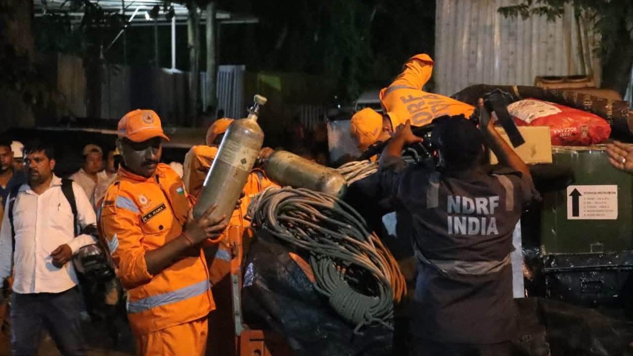 Hindistan’da hidroelektrik santrali tünelinde patlama: 9 kişi hayatını kaybetti