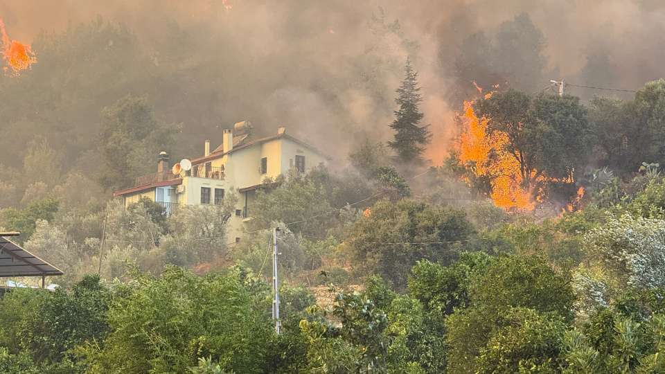 Fethiye’de orman yangını büyük ölçüde kontrol altında: 6 ilde yangınlar söndürüldü