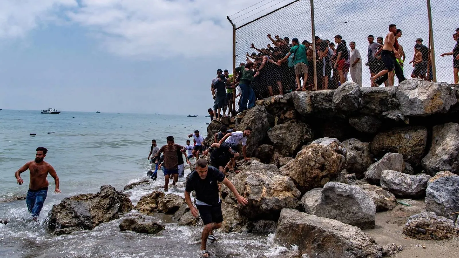 Ceuta’da göçmen ölümleri sonrası Avrupa’da sınır politikaları tartışılıyor