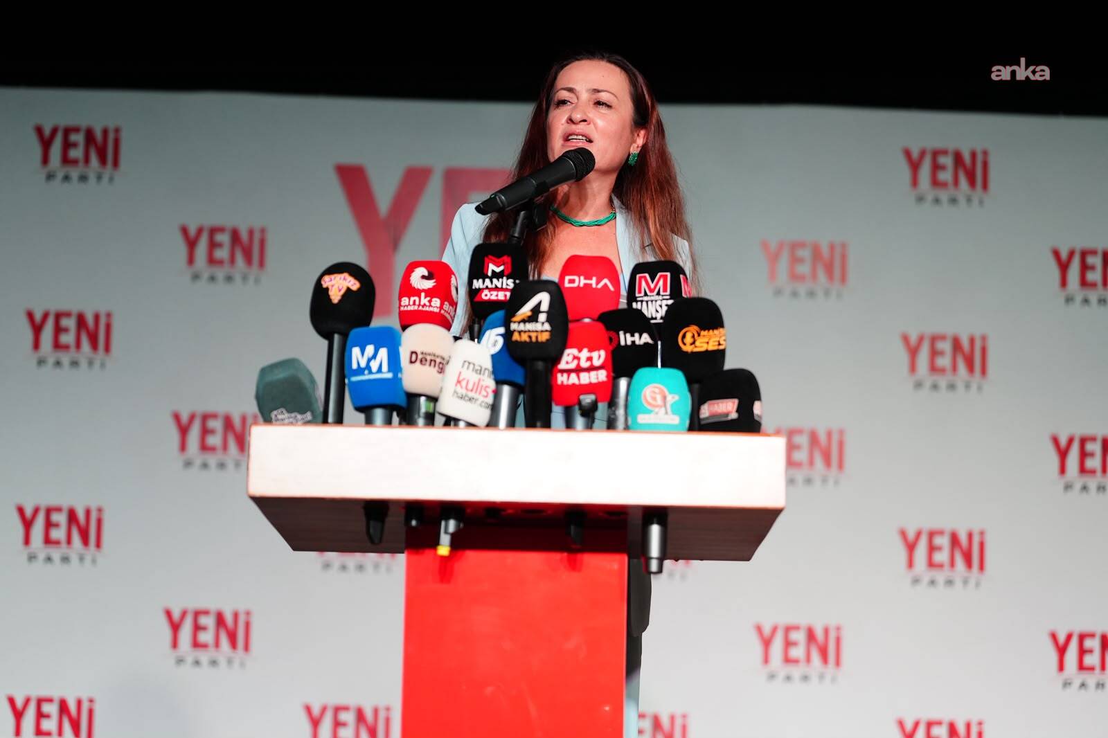 YENİ Parti Manisa İl Başkanı İlksen Özalper, gözaltına alındı