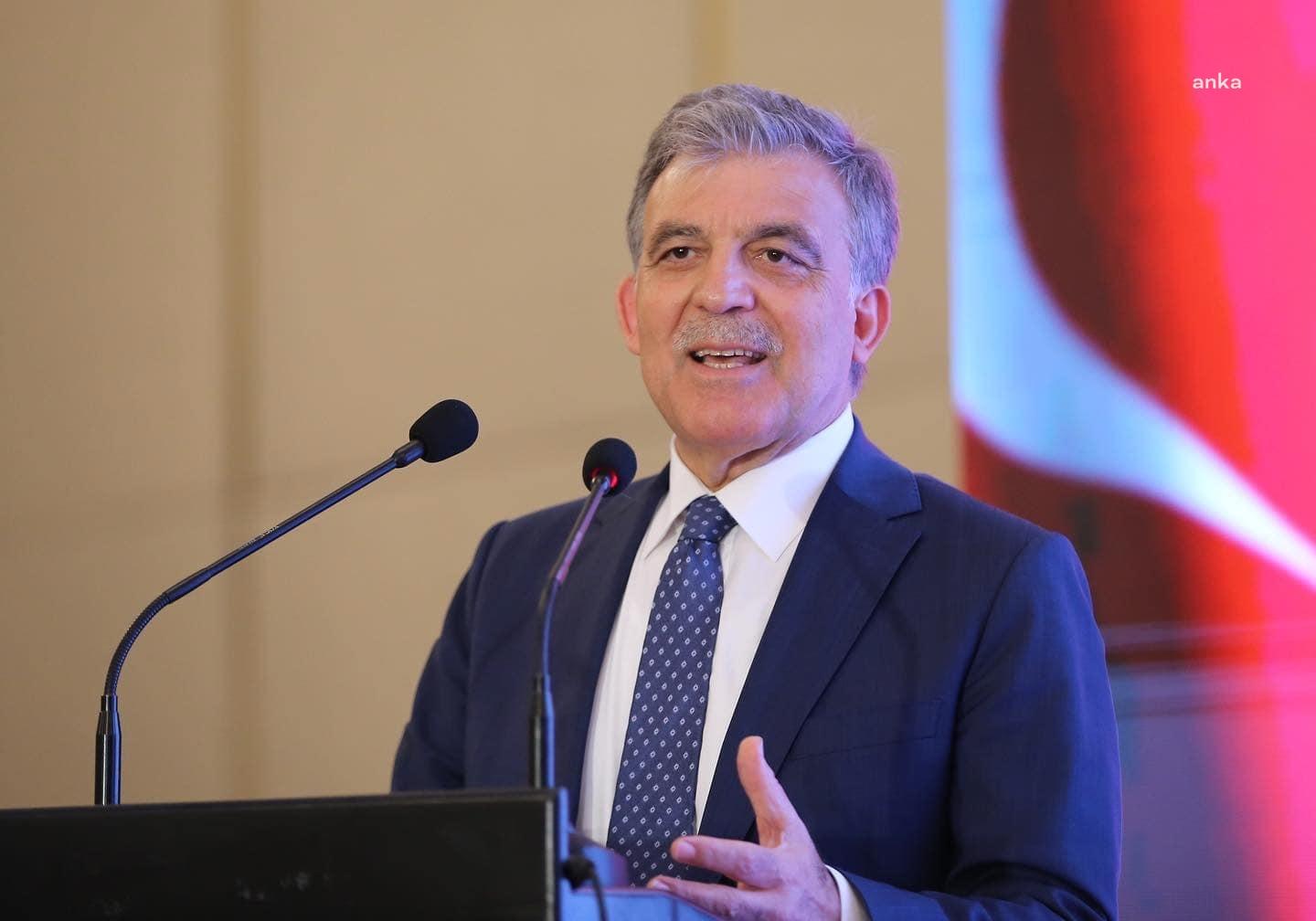 Abdullah Gül’den ‘çerçeve yasa’ mesajı: ‘Kürt meselesinin çözümünde yeni bir kapı açmıştır’