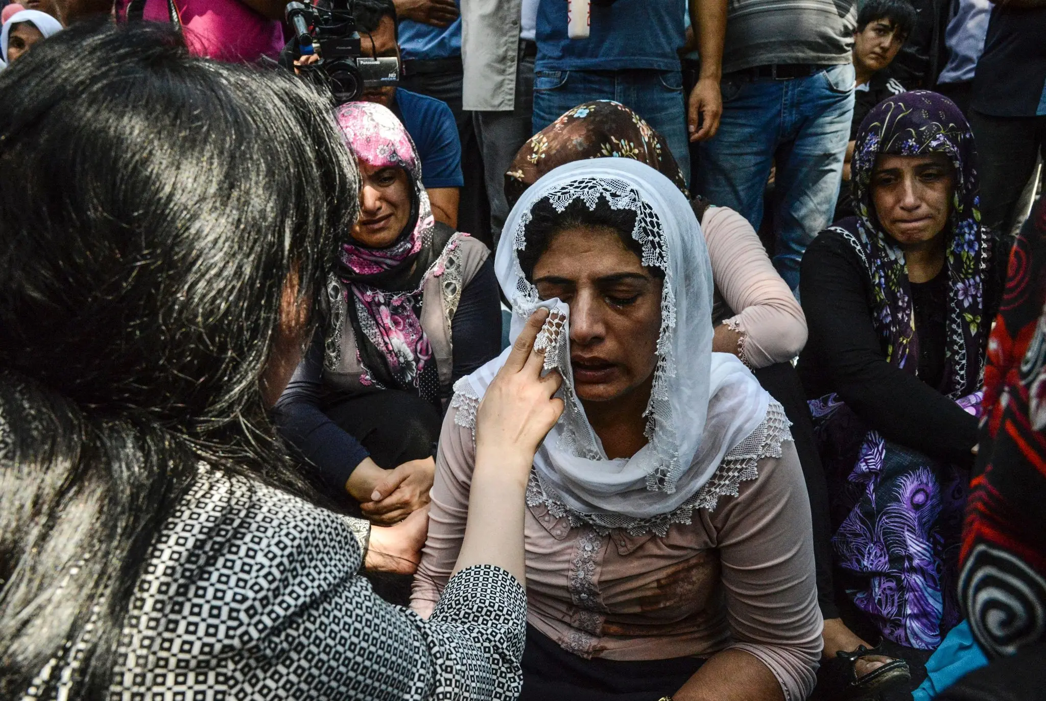 IŞİD’in Gaziantep’teki düğün saldırısının üzerinden 10 yıl geçti: ‘Hakikatle yüzleşilmeli’