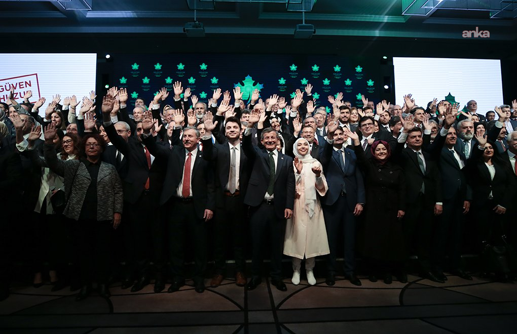 Gelecek Partisi resmen feshedildi