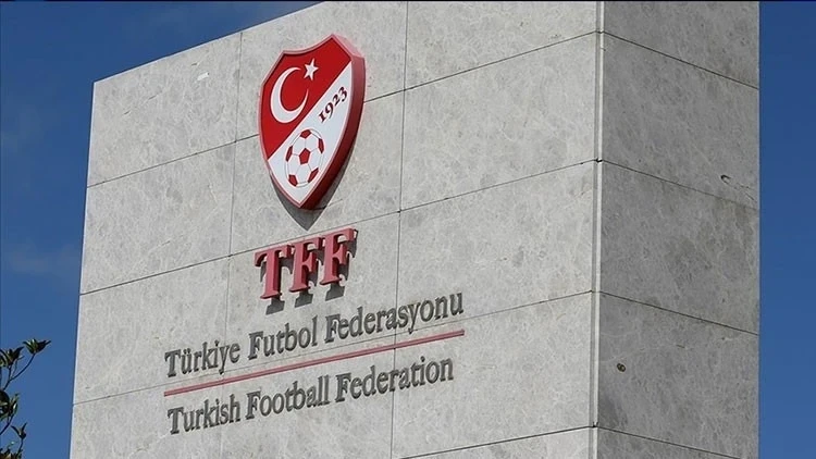 PFDK bahis oynayan hakeme ceza verdi