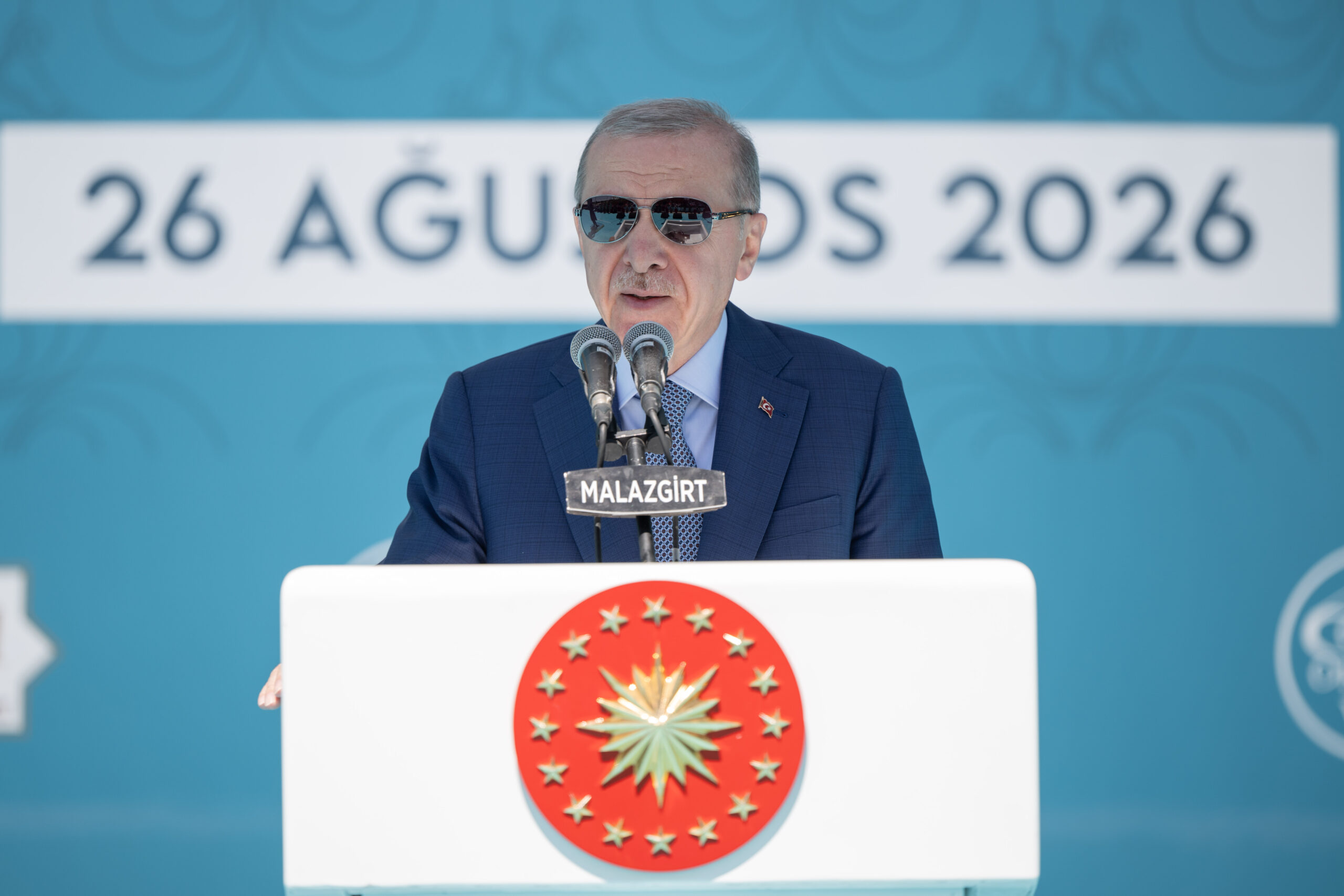 Erdoğan’dan Malazgirt’te süreç mesajı: ‘Barış için atımızın kuyruğunu bağladık’