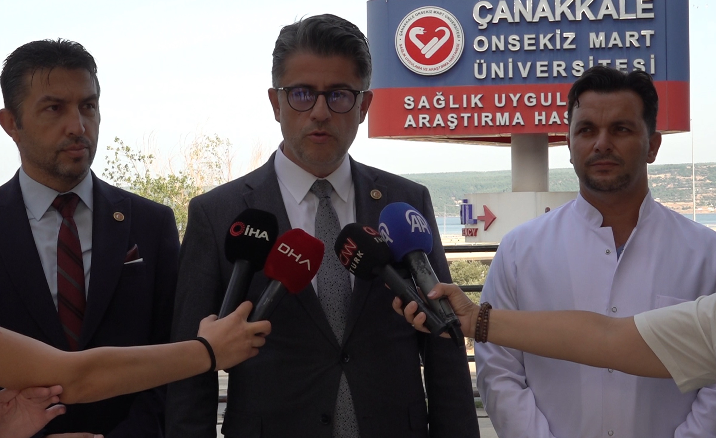 Kalp krizi geçiren Cem Yılmaz’ın doktorlarından açıklama