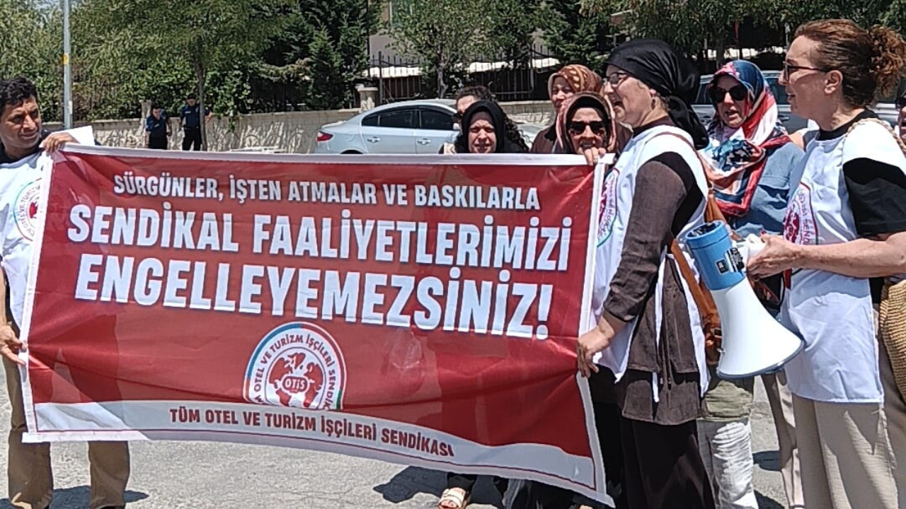OTİS’e bağlı KYK işçileri mobbing ve sürgünlere karşı sesini yükseltti: ‘Bu düzeni kabul etmiyoruz’