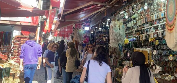 Ankara Kalesi esnafı ekonomik kriz nedeniyle zor günler geçiriyor