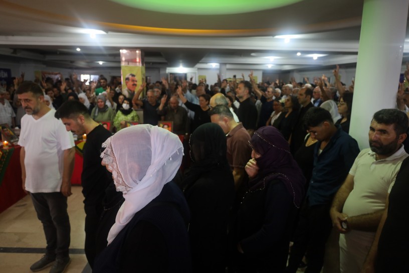 İstanbul Bağcılar ve Sancaktep’de düzenlenen anmada ‘süreç’ ve ‘barış’ vurgusu