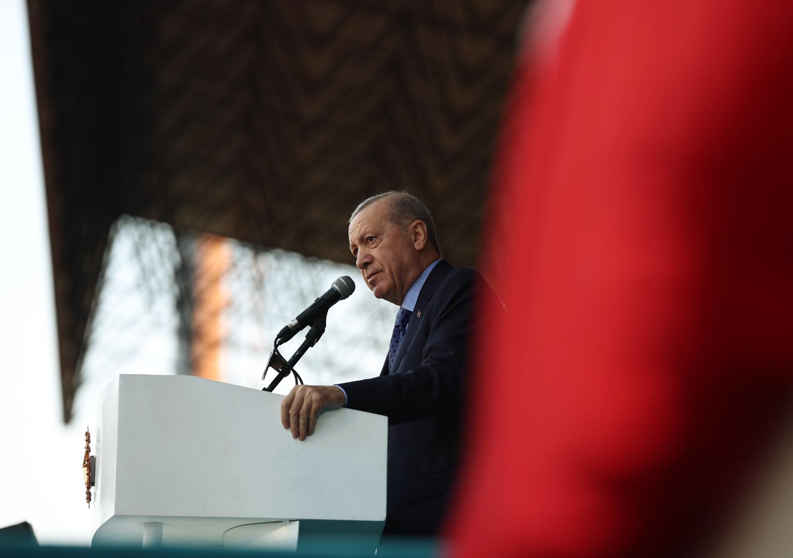 Cumhurbaşkanı Erdoğan’dan ‘çerçeve yasa ve süreç’ mesajı: ‘Huzurun yüzyılında kardeşlik türküleri söyleyeceğiz’