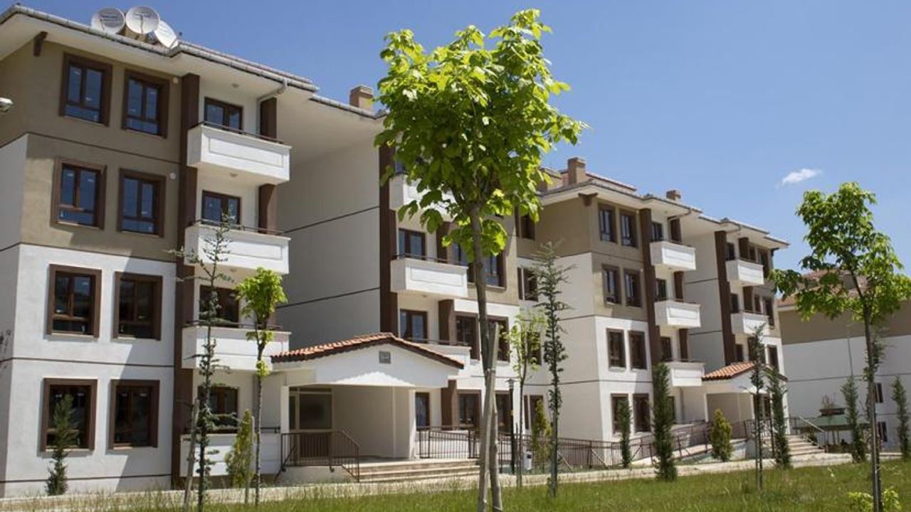 Hatay’da sosyal konutlarda fiyat tartışması: Hak sahipleri ödemelerden endişeli
