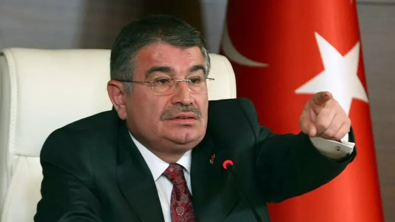Eski İçişleri Bakanı Şahin’den Kuriş açıklaması: Kiraladığım araç bilgim dışında kullanılmış