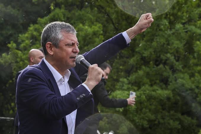 Özgür Özel’den Güvenpark’ta ‘süreç’ açıklaması: ‘Meclis’te konuşulması gerektiğini düşünüyoruz’
