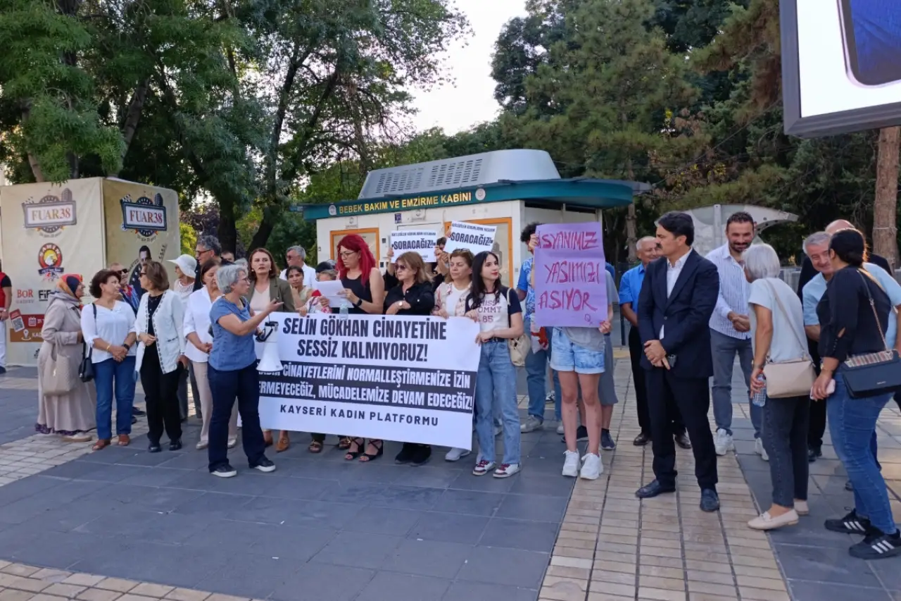 Kayseri’de Selin Gökhan için kadınlardan çağrı: Kadın cinayetlerini normalleştirmeyeceğiz