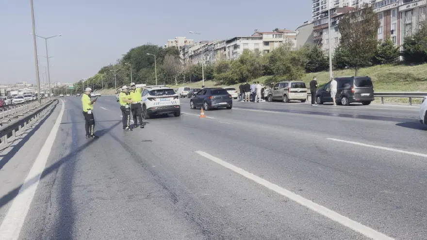 İstanbul’da 10 aracın karıştığı zincirleme kaza