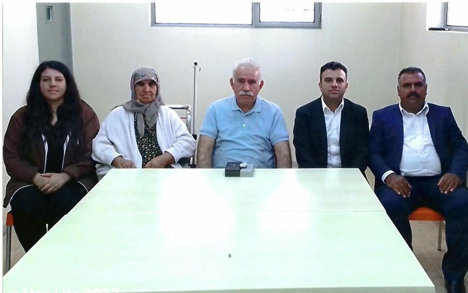 Abdullah Öcalan’ın ailesi ile çektirdiği fotoğraf paylaşıldı
