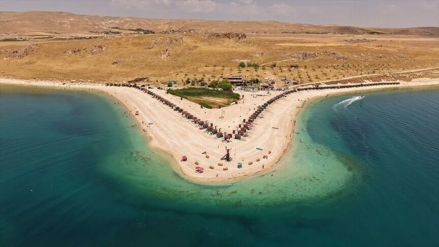 Van’da göle giren 2 kardeş hayatını kaybetti