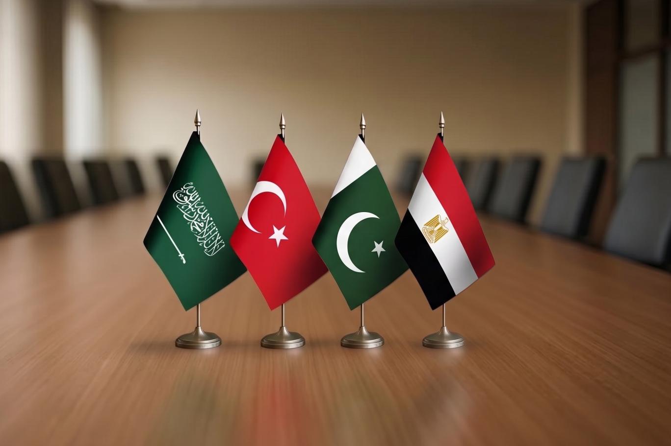 Hakan Fidan, Suudi Arabistan, Mısır ve Pakistan’ı dörtlü toplantı için İstanbul’a davet etti
