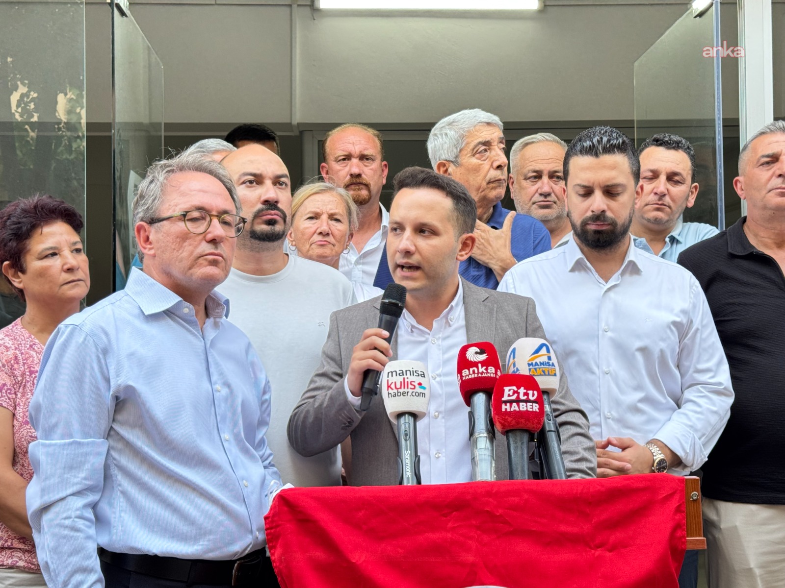 YENİ Parti Manisa İl Örgütü’nden İlksen Özalper’in tutuklanmasına tepki: “Yanlış şehri seçtiniz”