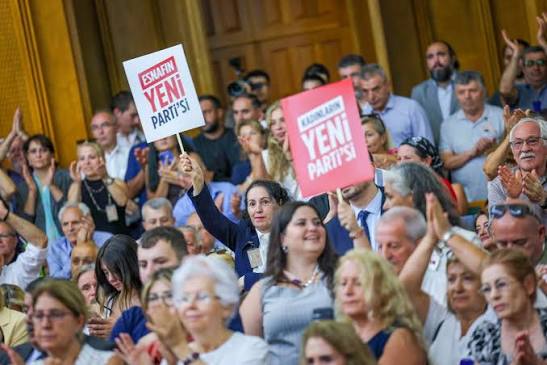 SAMER anketi: CHP seçmeninin yüzde 93’ü YENİ Parti’yi olumlu görüyor