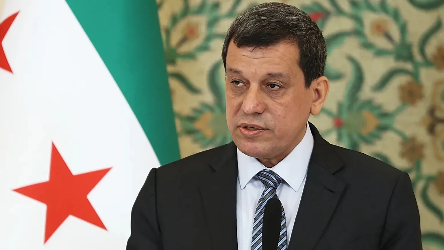 Mazlum Abdi Kobani’de, Şam güçleri kentin dışına çekildi