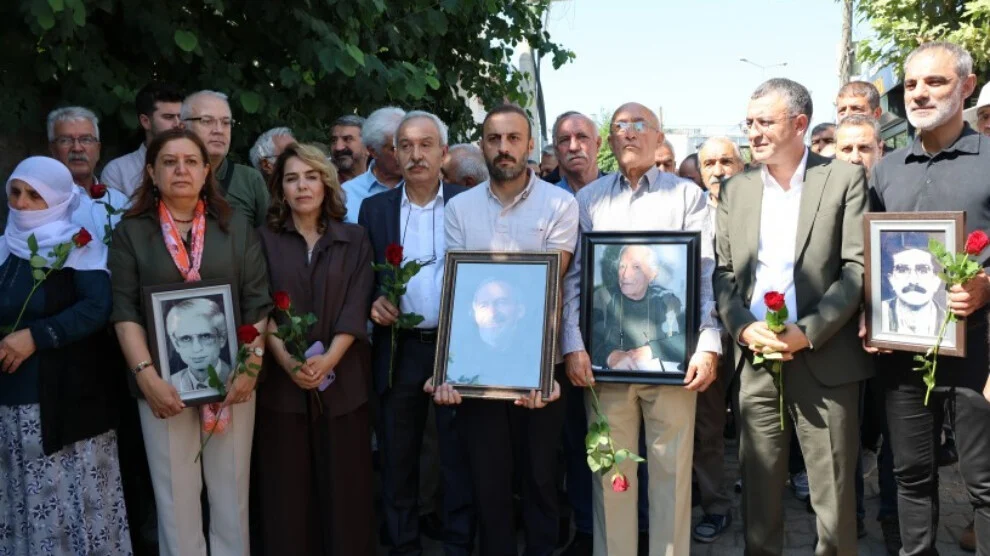 Apê Musa mezarı başında anıldı: ‘Bir tohum ekti şimdi bu tohum büyüyor’
