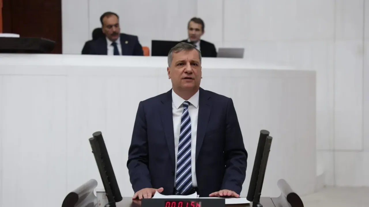 YENİ Parti Genel Başkan Yardımcısı Ceylan: ‘Dayanışma kampanyasında 561 milyon lira destek sağlandı’