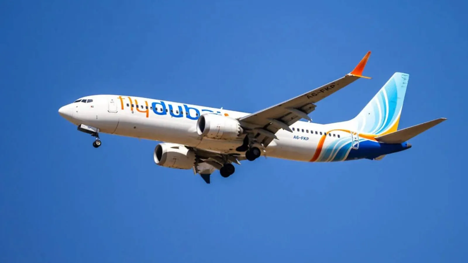 Dubai- Tel Aviv uçağı ‘düşürülecekti’ iddiası: Saldırgan pilot sorguya alındı
