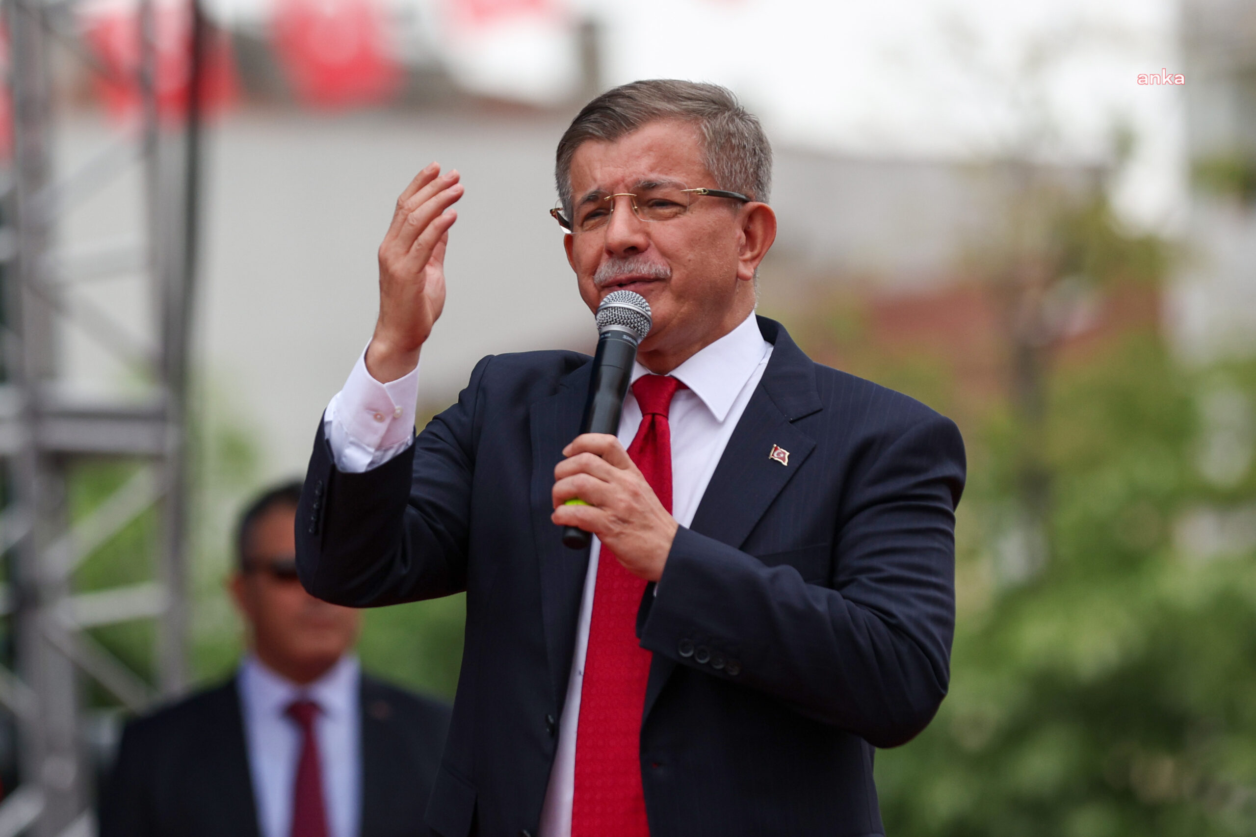 Ahmet Davutoğlu ‘Cumhurbaşkanına hakaret’ suçundan ifade verdi: Sözlerimin arkasındayım