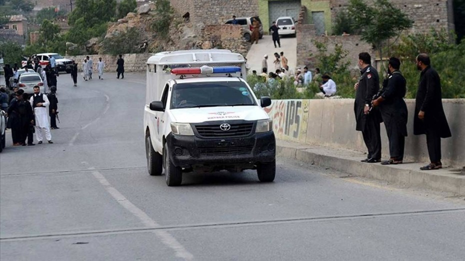 Pakistan’da polis noktasında patlama: 11 ölü