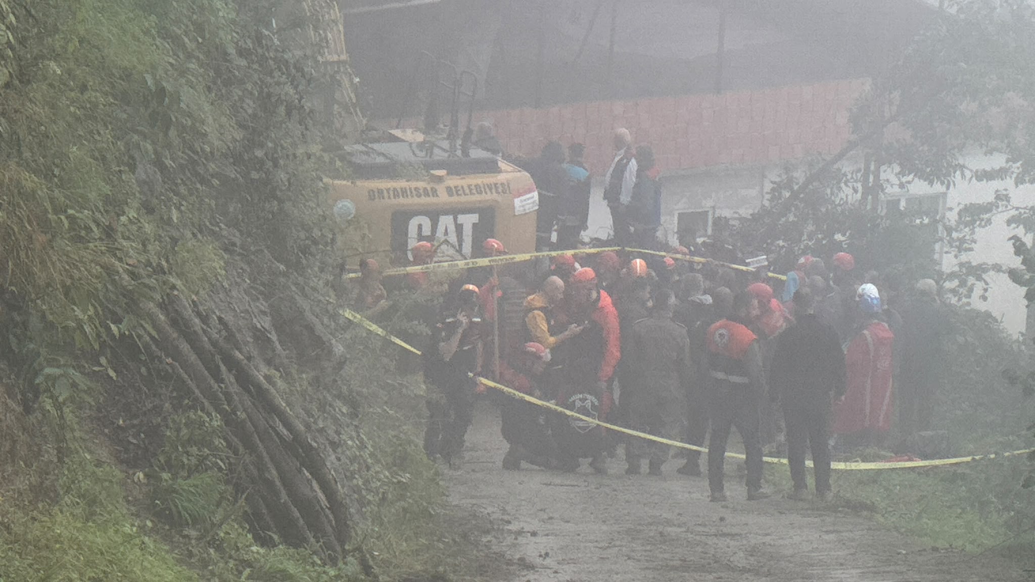 Trabzon’da heyelan: 1 kişi toprak altında kaldı