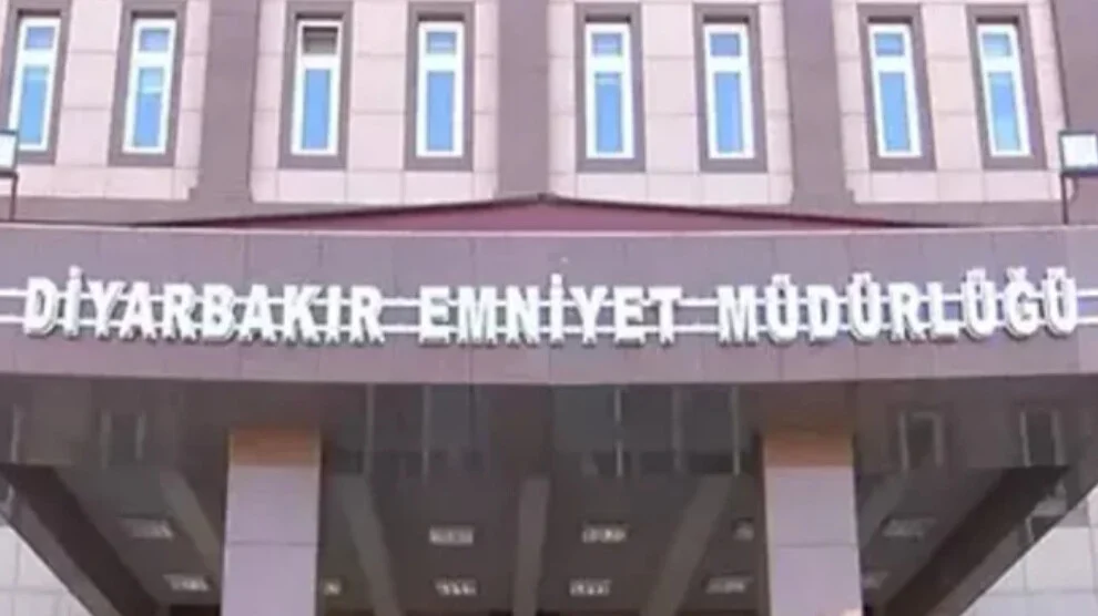 Diyarbakır’da ev baskınları: Çok sayıda kişi gözaltına alındı