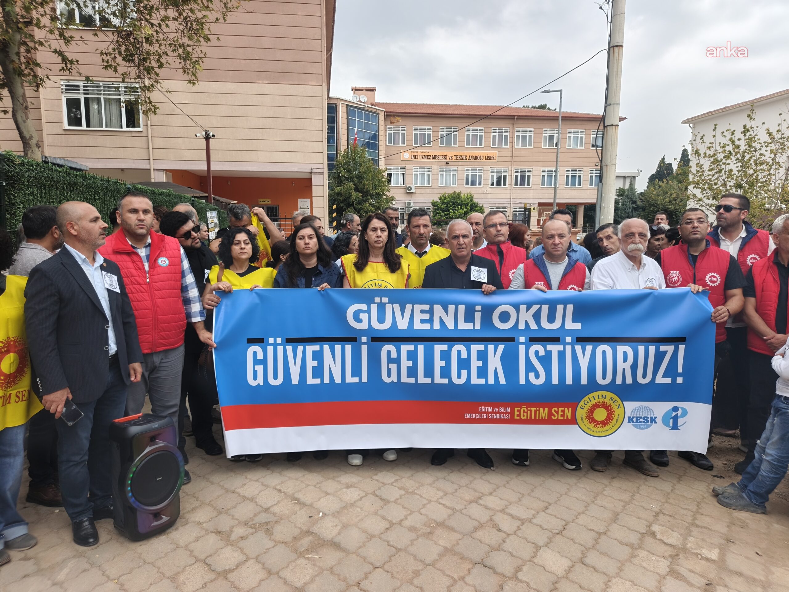 Eğitim Sen Genel Başkanı Irmak’tan, Turgutlu’da Bakan Tekin’e istifa çağrısı