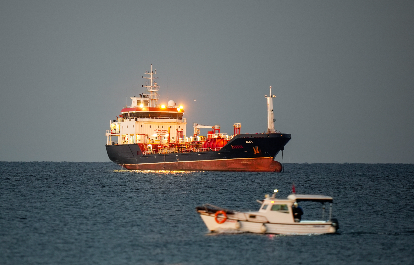 Silivri açıklarında iki gemi çarpıştı | Arama kurtarma çalışmaları sürüyor