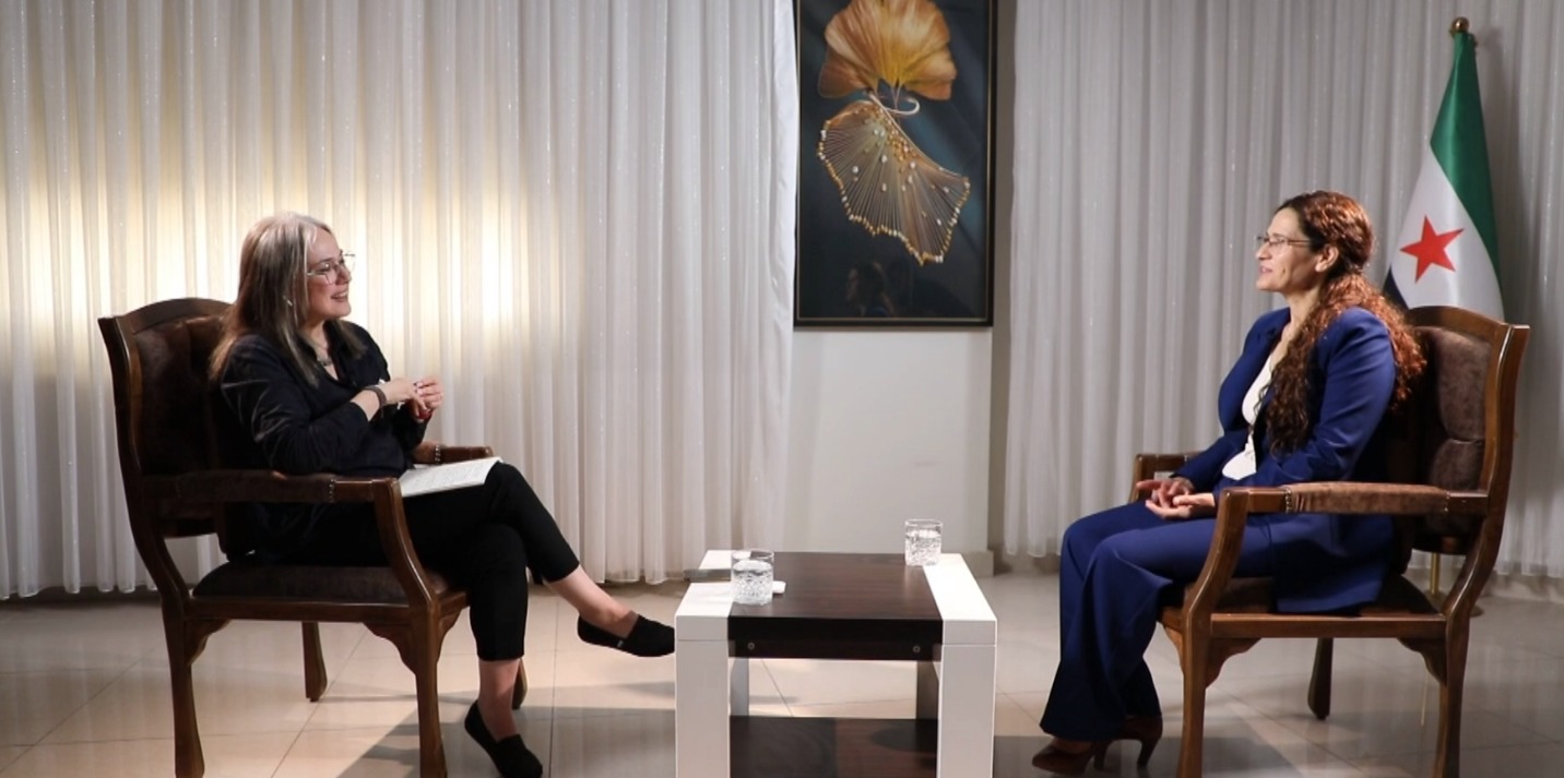 Yarın İlke TV’de: İlham Ahmed, Banu Güven’in sorularını yanıtlıyor