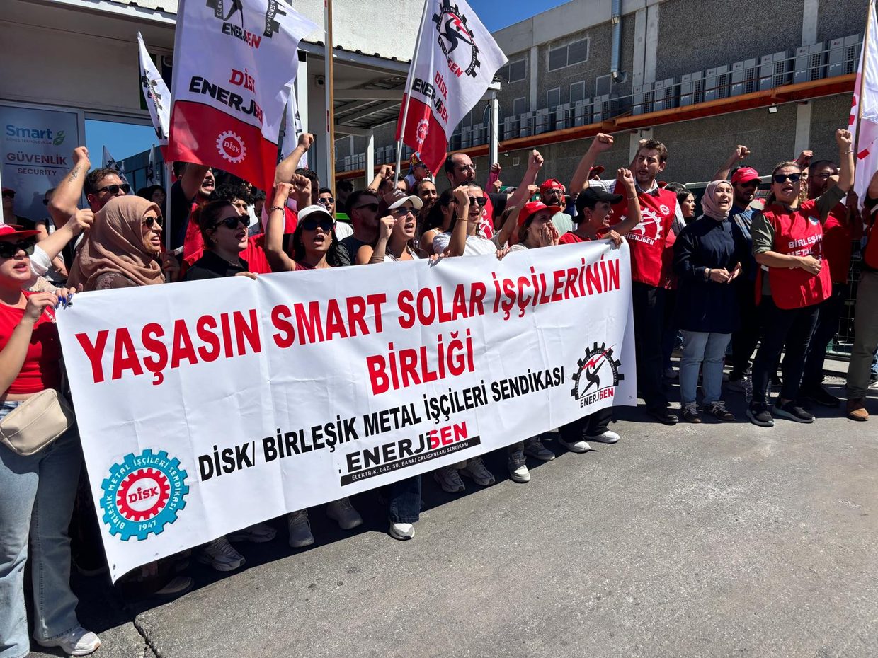 İşten çıkarılan Smart Solar işçileri eylemde: ‘Mücadeleyi her yerde sürdüreceğiz’