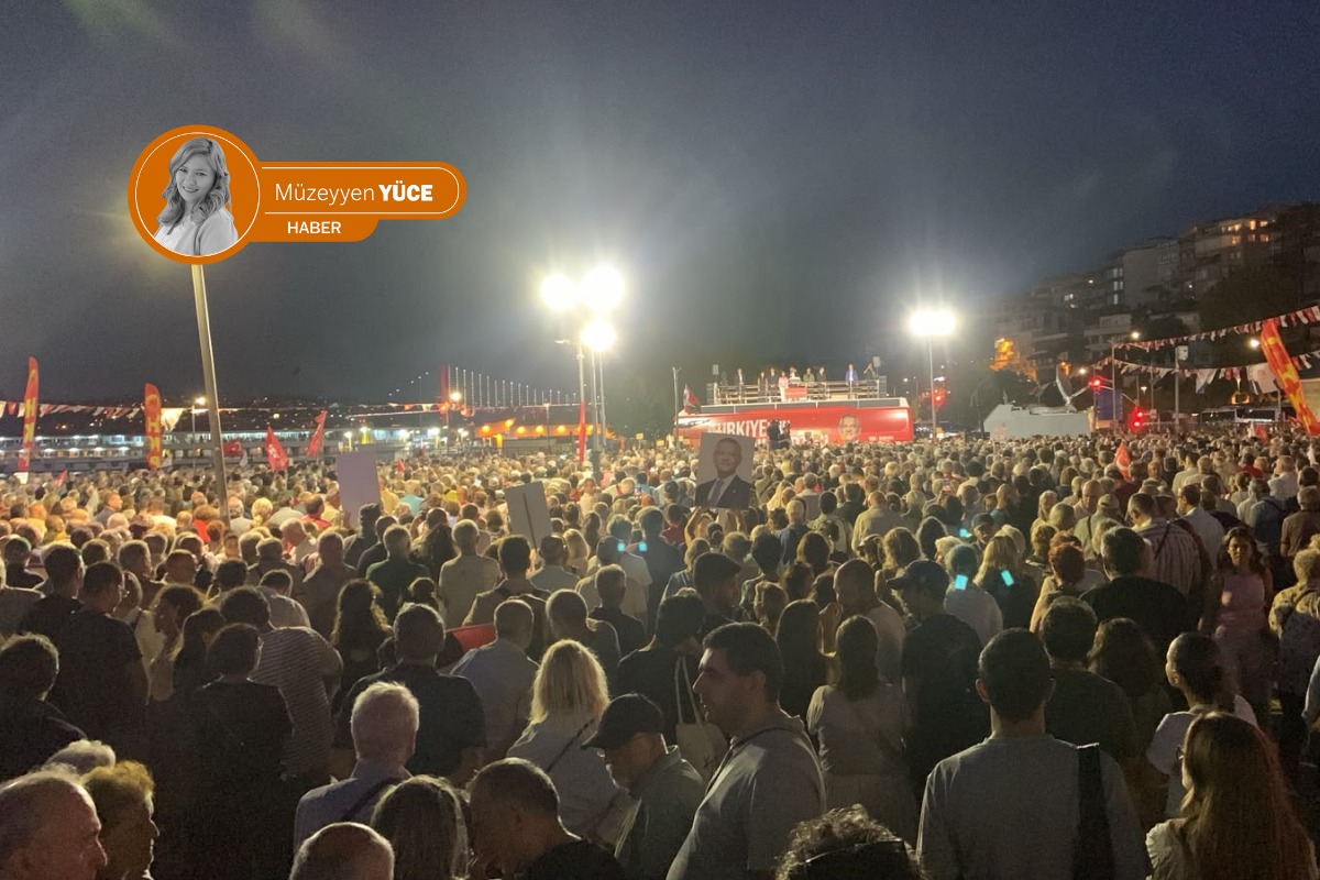 Özgür Özel Üsküdar’da: Üsküdar’dan bütün darbecilere meydan okuyoruz
