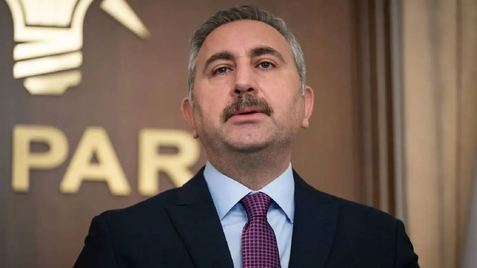 AK Partili Abdülhamit Gül: Tabelalar üzerinden yürütülen tartışmalar süreci zehirleyemeyecek