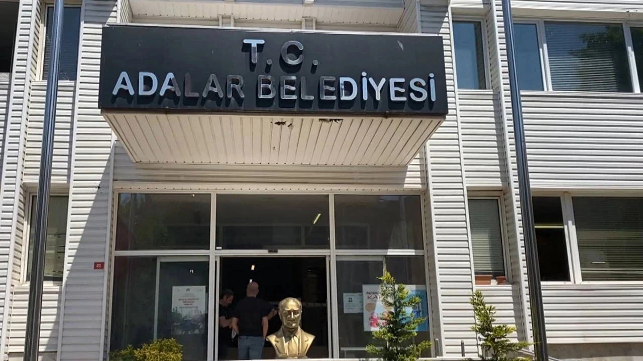 Adalar Belediyesi AK Parti’ye geçti