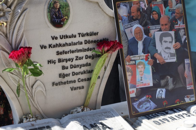 Cumartesi Annesi Güzel Şahin mezarı başında anıldı