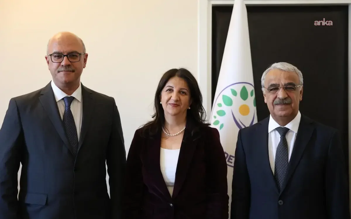 DEM Parti İmralı Heyeti, Abdullah Öcalan ile görüşmek üzere İmralı’ya gitti