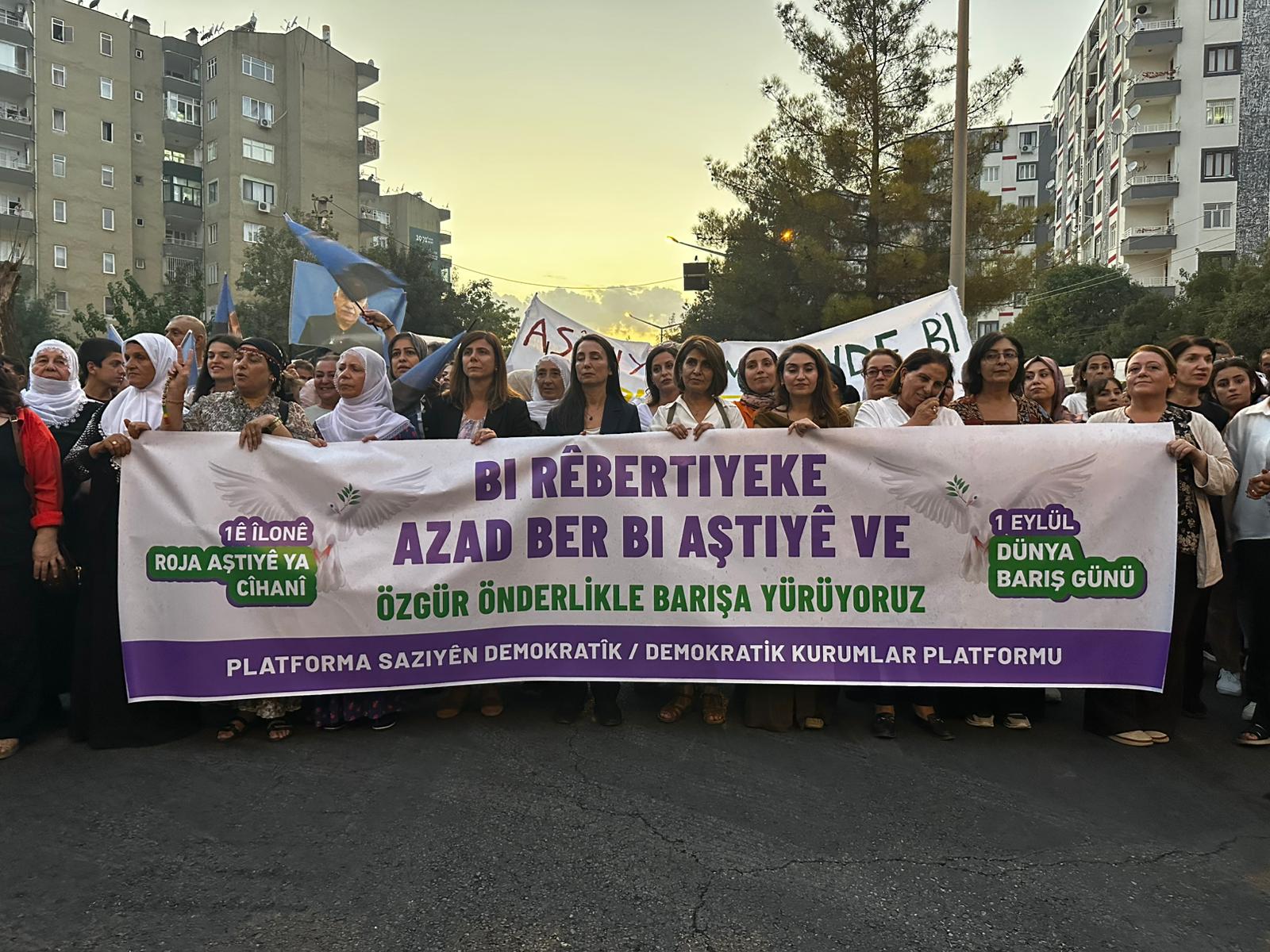 Diyarbakır’da 1 Eylül yürüyüşü | Tülay Hatimoğulları:  Selam olsun barışı inşa edenlere