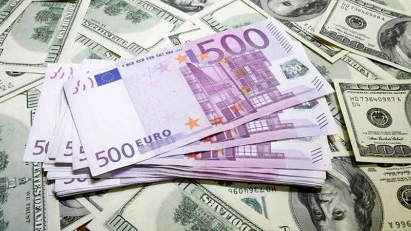 Döviz haftaya hareketli başladı: Dolar yükseldi, euro geriledi
