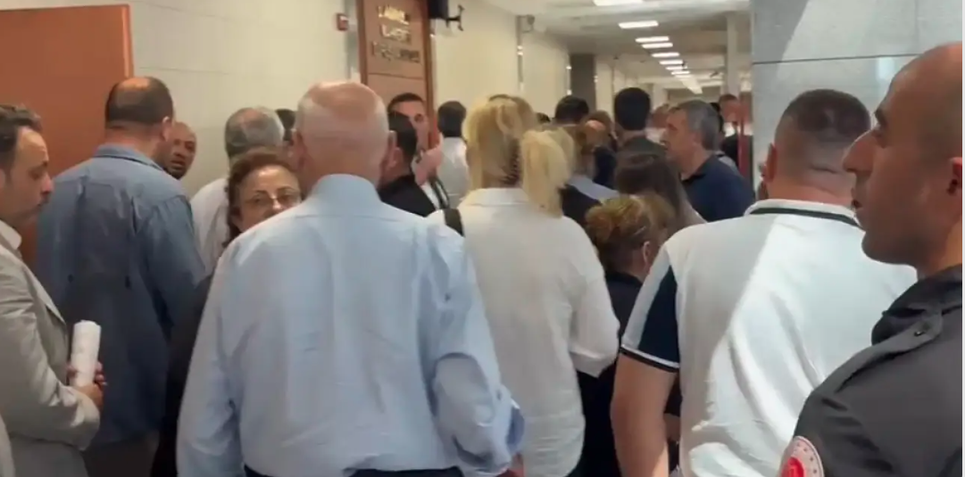 Büyükçekmece Belediyesi davasında duruşma yarına ertelendi